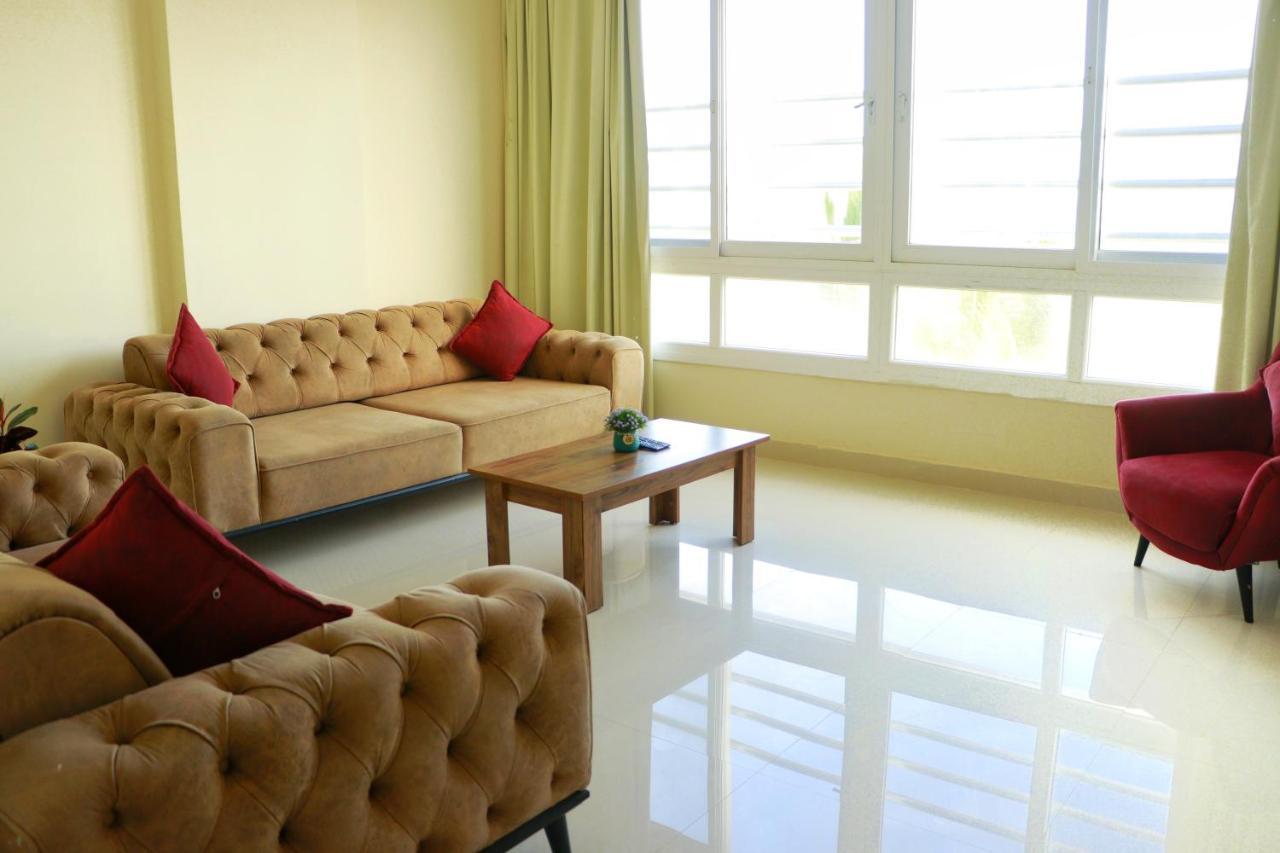 Almansor Furnished Apartment 3 Salalah Eksteriør bilde